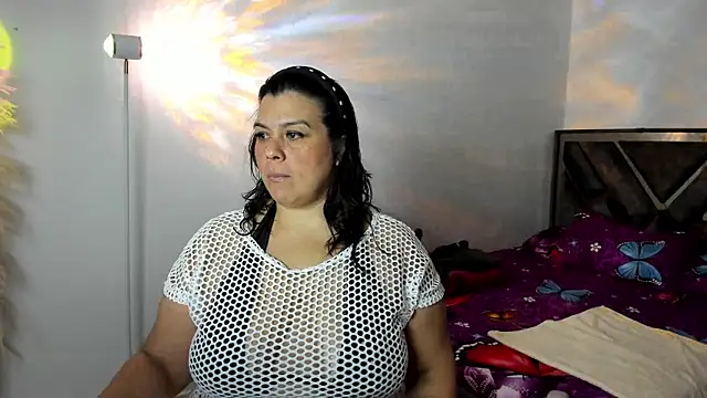 Snapshot of Martina_Foxy01 chatting on 07/26/26, 11:17 Martina Foxy01 online show from 07/26/26, 11:17