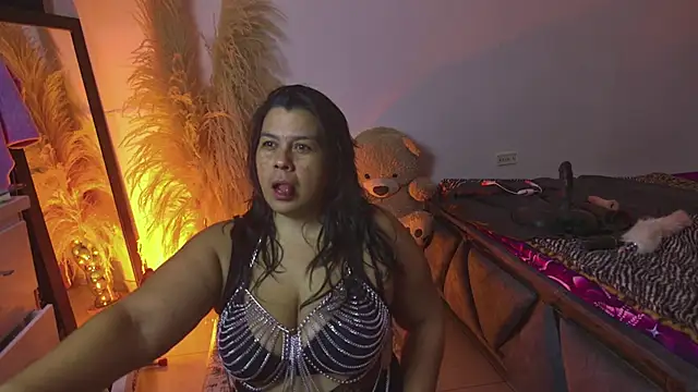 Snapshot of Martina_Foxy01 chatting on 06/10/26, 11:22 Martina Foxy01 online show from 06/10/26, 11:22