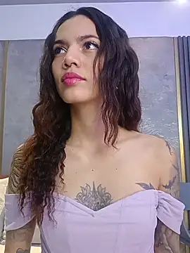 Snapshot of VeroJenkins_ chatting on 07/17/26, 12:02 VeroJenkins online show from 07/17/26, 12:02