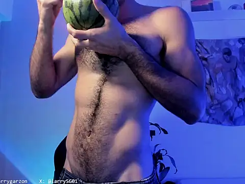 LarryGarzon online show from 06/05/26, 01:10