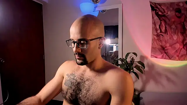 LarryGarzon online show from 07/25/26, 11:00