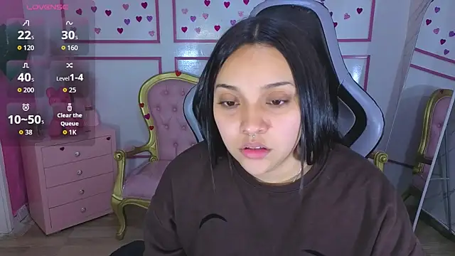 Snapshot of lia_harper_t chatting on 06/06/26, 03:01 lia harper t online show from 06/06/26, 03:01