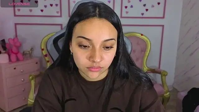 Snapshot of lia_harper_t chatting on 05/26/26, 02:53 lia harper t online show from 05/26/26, 02:53