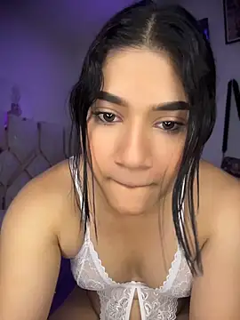 Snapshot of jessiecraffx chatting on 05/10/26, 02:59 jessiecraffx online show from 05/10/26, 02:59