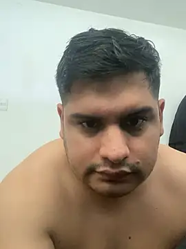 MenSexPeru online show from 05/04/26, 05:38