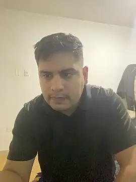 MenSexPeru online show from 05/03/26, 03:44