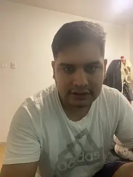 MenSexPeru online show from 05/04/26, 05:33