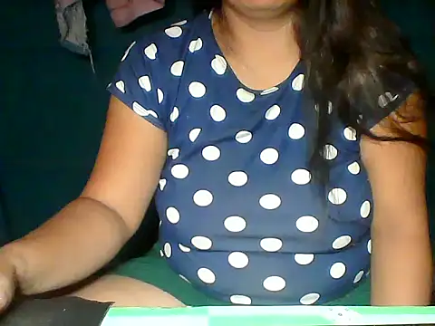 MommyKaye30 online show from 06/09/26, 06:09