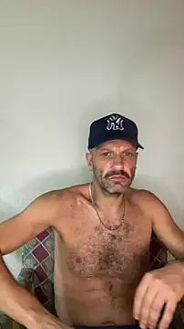 Snapshot of french_solo_X chatting on 06/08/26, 06:03 french solo X online show from 06/08/26, 06:03