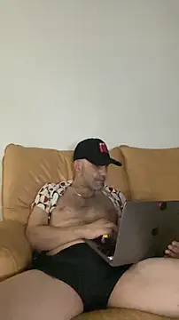 Snapshot of french_solo_X chatting on 05/07/26, 06:50 french solo X online show from 05/07/26, 06:50