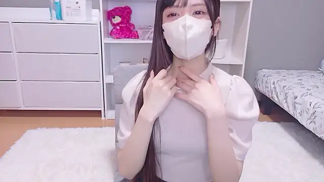 Snapshot of hina_mochi chatting on 06/04/26, 03:06 hina mochi online show from 06/04/26, 03:06