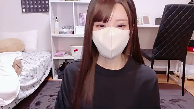 hina mochi online show from 05/15/26, 10:13