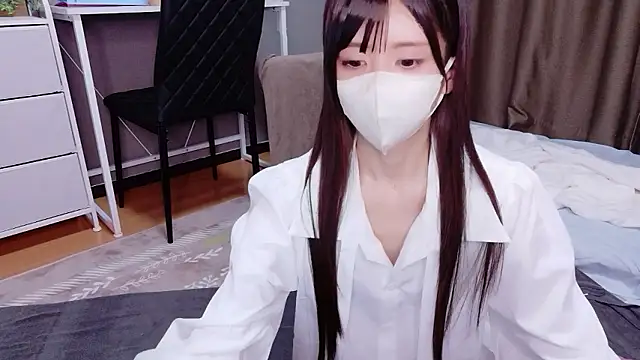 Snapshot of hina_mochi chatting on 07/16/26, 01:19 hina mochi online show from 07/16/26, 01:19
