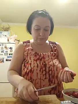 EmmaEmmy40 online show from 06/11/26, 04:37