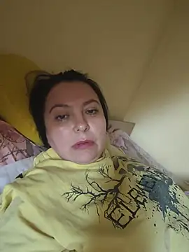 EmmaEmmy40 online show from 05/26/26, 03:43