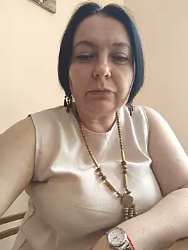 EmmaEmmy40 online show from 06/09/26, 12:17