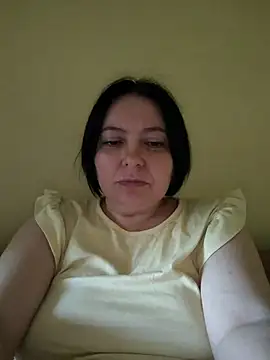 EmmaEmmy40 online show from 05/11/26, 04:04