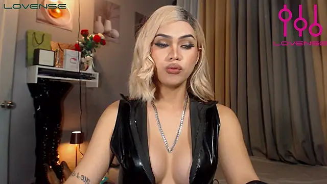 Lexi ThunderFuck online show from 06/24/26, 09:30