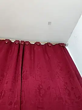 AndresvargasQ123 online show from 06/15/26, 05:40