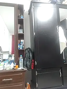 AndresvargasQ123 online show from 07/12/26, 10:21