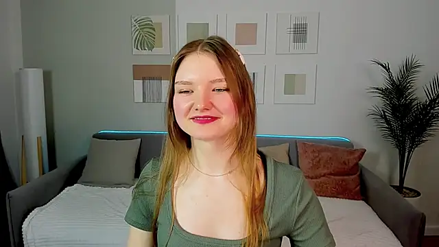 LookEva online show from 05/03/26, 08:08
