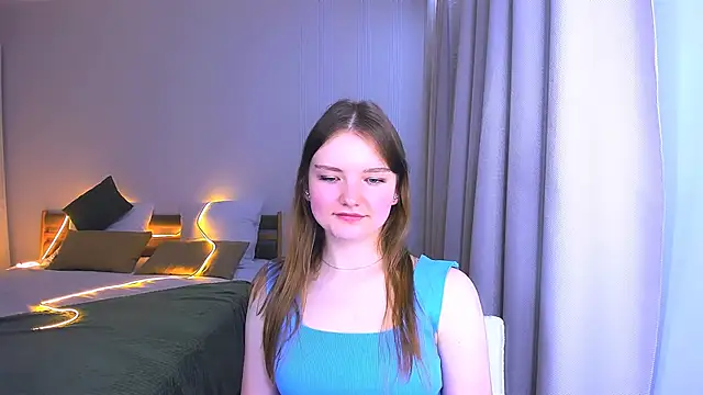 LookEva online show from 06/18/26, 09:14