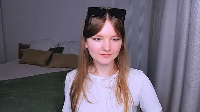 LookEva online show from 05/16/26, 10:36