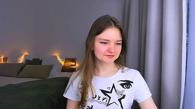 LookEva online show from 06/01/26, 03:40