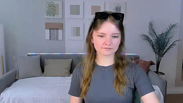 LookEva online show from 06/20/26, 11:15