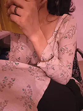 zoya baby  online show from 06/03/26, 02:33