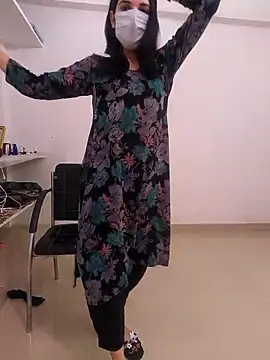 zoya baby  online show from 05/10/26, 06:28