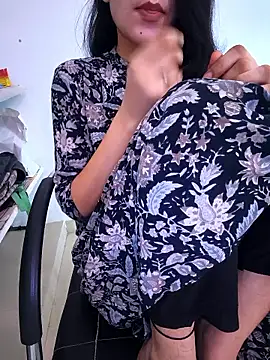 zoya baby  online show from 06/01/26, 04:24