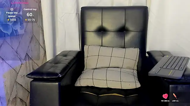 Jaadewest online show from 07/15/26, 10:55