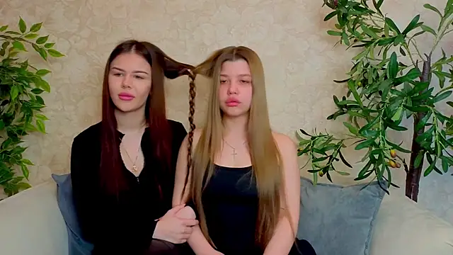 MyriamPuleio online show from 05/07/26, 07:01