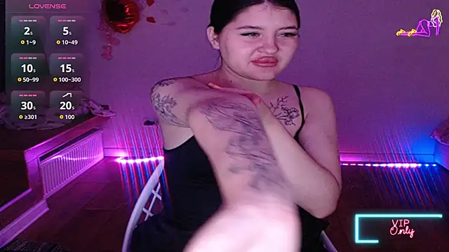 Snapshot of Blackangels chatting on 05/15/26, 11:58 Blackangels online show from 05/15/26, 11:58
