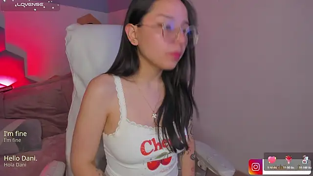Snapshot of kitty_patitas_suavesss chatting on 06/08/26, 01:11 kitty patitas suavesss online show from 06/08/26, 01:11