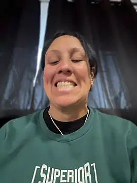 Cloe-Fire online show from 05/20/26, 11:18