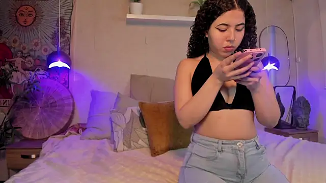 Honey Sofi online show from 08/05/26, 12:32