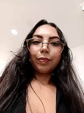 JENNIFER  03 online show from 06/02/26, 06:19