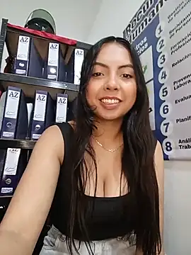 JENNIFER  03 online show from 07/18/26, 04:59