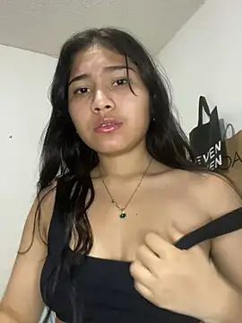 Xaannder online show from 07/18/26, 12:19