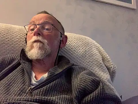 Moonraker64 online show from 05/07/26, 07:28