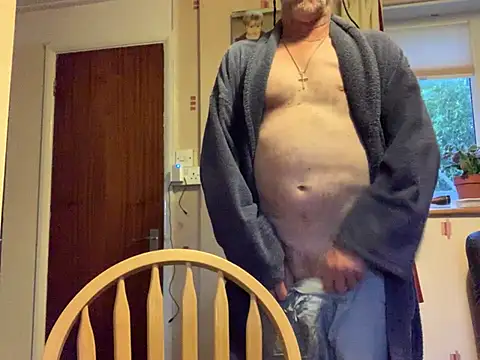 Moonraker64 online show from 07/18/26, 04:43