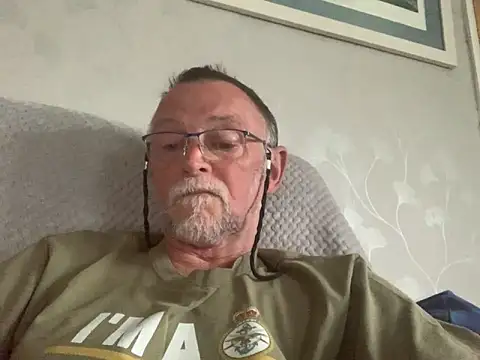 Moonraker64 online show from 05/27/26, 07:32