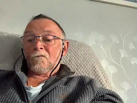 Moonraker64 online show from 05/14/26, 07:00