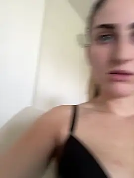 OliviaBaby- online show from 07/18/26, 02:58