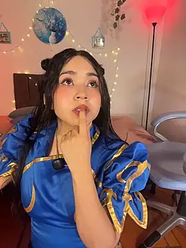 eimili love online show from 05/24/26, 02:33