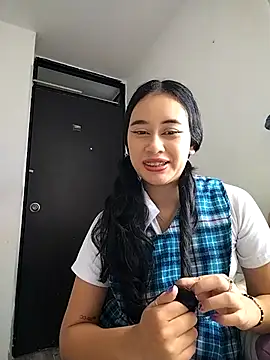 L0lita Emi12 online show from 06/19/26, 09:09