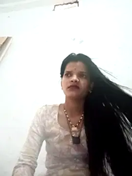 Snapshot of Student_garl_1 chatting on 05/13/26, 07:15 Student garl 1 online show from 05/13/26, 07:15