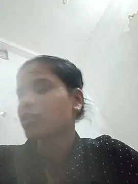 Snapshot of Student_garl_1 chatting on 06/19/26, 12:27 Student garl 1 online show from 06/19/26, 12:27
